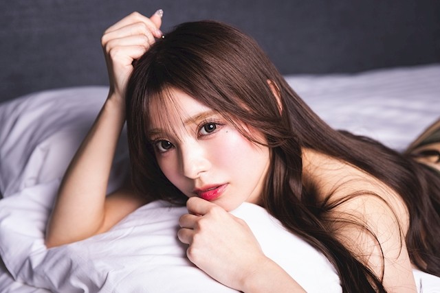 神巫 あやせプロフィール写真7